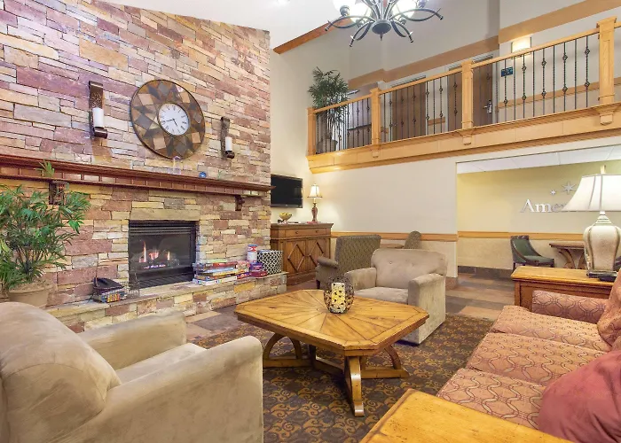 Americinn By Wyndham Sheboygan