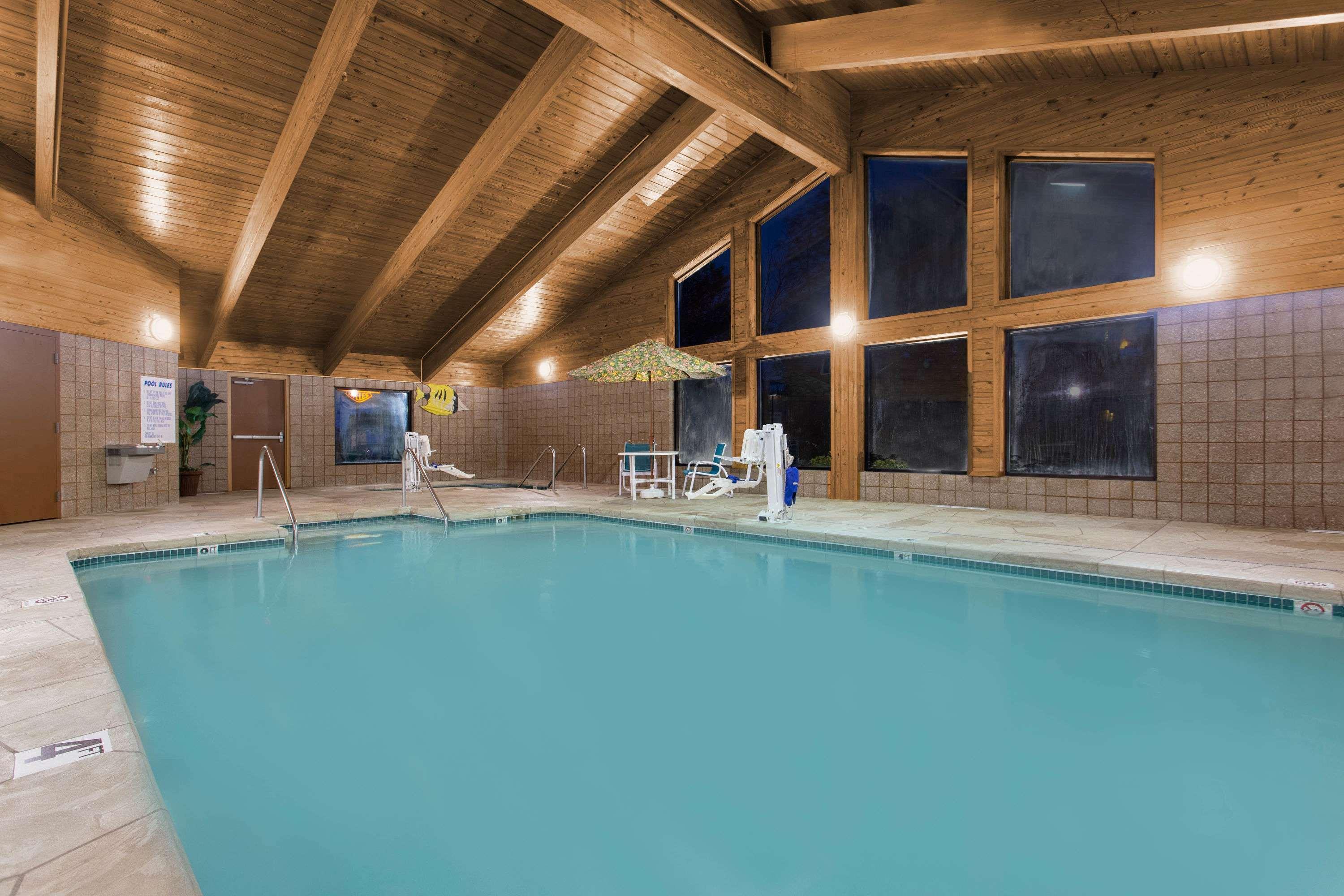 Americinn By Wyndham Sheboygan
